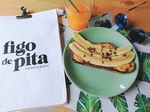 Peanut butter, banana and cocoa toast with Algarve orange juice at Figo de Pita in Olhao