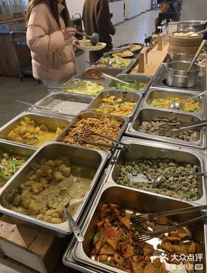 Buffet (not my photo)  at Veggie Ark 素方舟 - Sù Fāng Zhōu in Dali