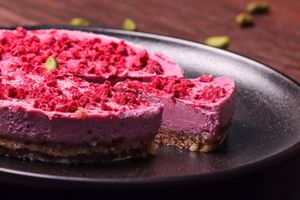 Raw Raspberry cake at Green House  in Brussels