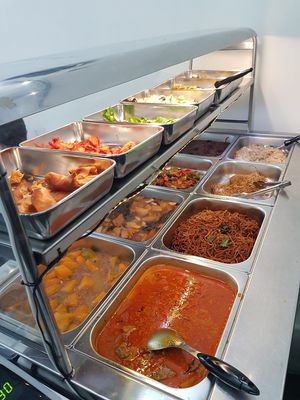 Economy rice and mee hoon at Little Veggie House in East Singapore