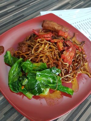 $3.80 economy noodle at Little Veggie House in East Singapore