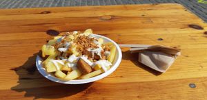 Nuggets and fries at The Vegan Butcher's Choice in Brussels