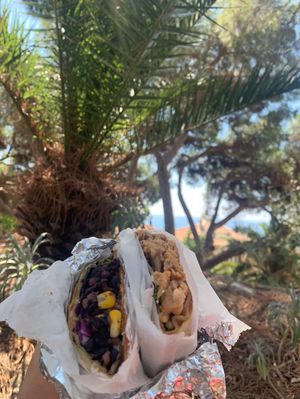 Wraps with a view at Cinq Concept Store in Cannes