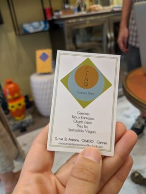 Business info at Cinq Concept Store in Cannes