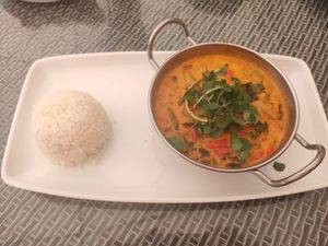 Red Thai Vegetable Curry at The Sail Inn in Lymington