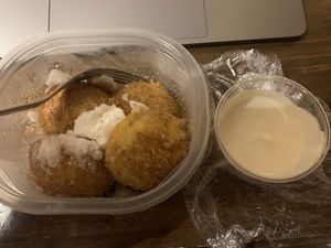 Cuz at Napfényes Restaurant & Confectionery in Budapest