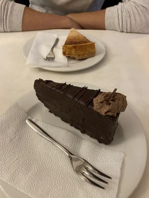 Pastry shop: chocolate cake and something that tasted like apple pie at Napfényes Restaurant & Confectionery in Budapest