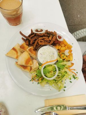 Gyros Platter at Napfényes Restaurant & Confectionery in Budapest