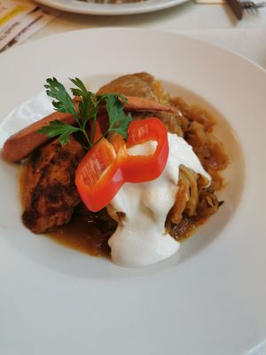 Stuffed cabbage at Napfényes Restaurant & Confectionery in Budapest