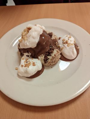 Sponge cake dessert at Napfényes Restaurant & Confectionery in Budapest
