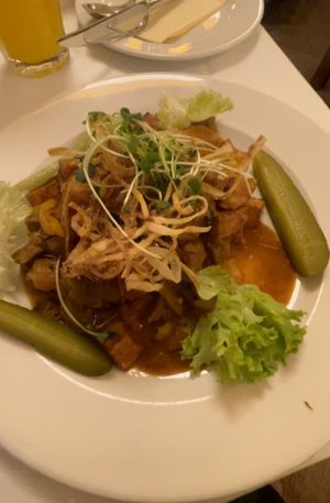 I don’t remember the name, but it was good😄 at Napfényes Restaurant & Confectionery in Budapest