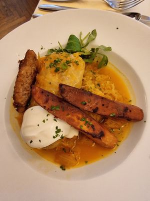 Stuffed cabbage leaves at Napfényes Restaurant & Confectionery in Budapest