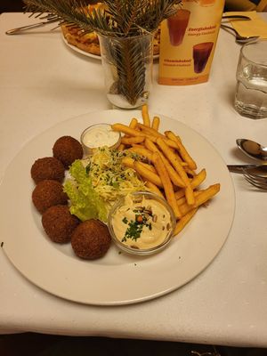 Falafel and fries at Napfényes Restaurant & Confectionery in Budapest