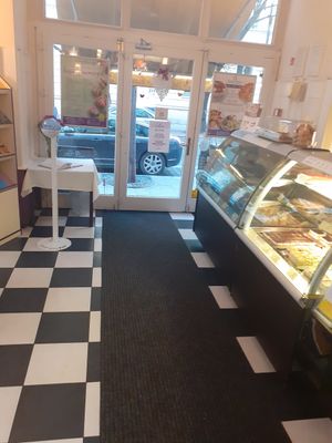  at Napfényes Restaurant & Confectionery in Budapest