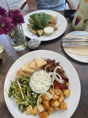 Gyros and grilled plate  at Napfényes Restaurant & Confectionery in Budapest