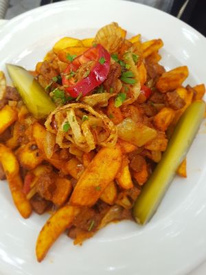 Seitan Roast n fries at Napfényes Restaurant & Confectionery in Budapest