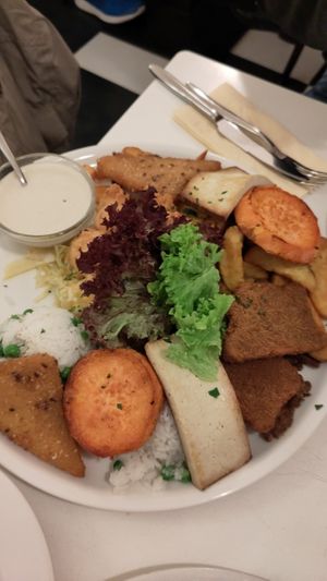Mixed plate for 2 at Napfényes Restaurant & Confectionery in Budapest