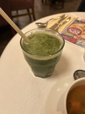 Super green smoothie   at Napfényes Restaurant & Confectionery in Budapest