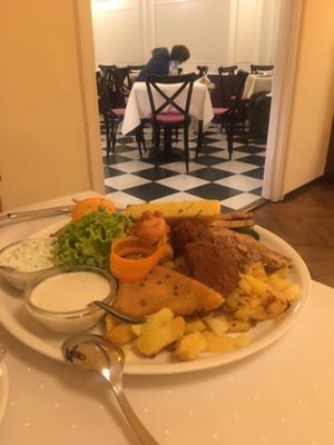 Napfenyes  at Napfényes Restaurant & Confectionery in Budapest