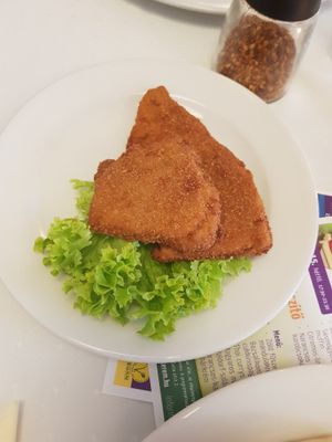 Fried seitan at Napfényes Restaurant & Confectionery in Budapest