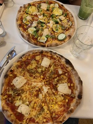 Pizza at Napfényes Restaurant & Confectionery in Budapest
