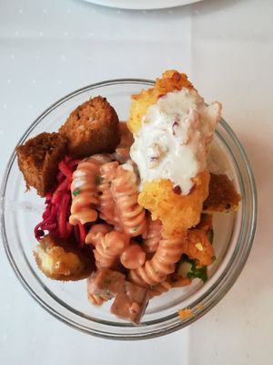 Big salad bowl mix at Napfényes Restaurant & Confectionery in Budapest