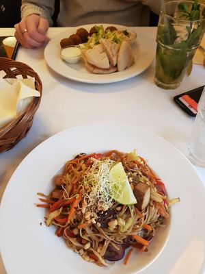 Asian noodles and falafel with pitta at Napfényes Restaurant & Confectionery in Budapest