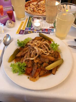 Seitan Roast à la Brasov at Napfényes Restaurant & Confectionery in Budapest