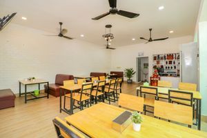 Nice place with Sofa and Air-Conditioner  at Zhu Lin Xuan House in Siem Reap