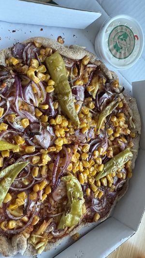 Mit Veganer Aioli zum Dippen TOP  at Gator's Pizza in Muenster