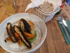 Vegan plate at Štorja Pod Stopnicami in Postojna