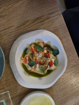 Hummus at Štorja Pod Stopnicami in Postojna