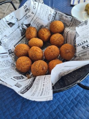 Croquetes veganos at Campomar in San Vicente De La Barquera
