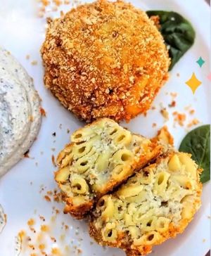 Buffalo Mac & Chz Balls at Counter Culture in Austin