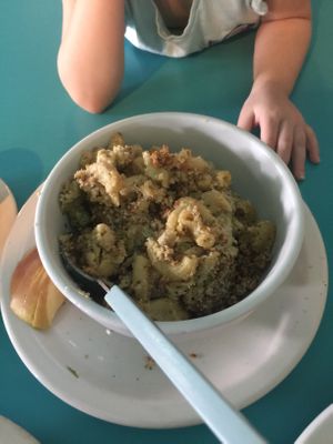 Mac and cheese with breadcrumb topping and apple slices at Counter Culture in Austin