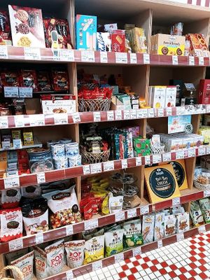 Inside the shop at Lulu Bio in Nagoya