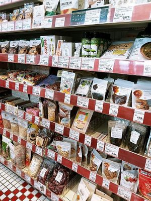 Inside the shop at Lulu Bio in Nagoya