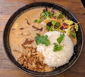 Vegan Satay at Djawa - Valmy in Paris