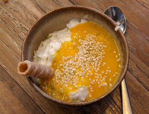 Coconut Rice with mango at Djawa - Valmy in Paris