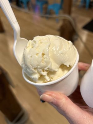 Vegan ginger ice cream (10/10😍)   at Mystic Drawbridge Ice Cream in Mystic