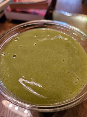 Tropikale smoothie at Limoo Juice in Montreal