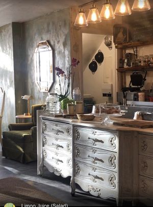 Maison  at Limoo Juice in Montreal