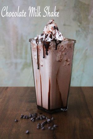 Milk shake at Limoo Juice in Montreal