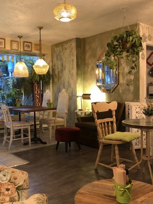 Cozy!! at Limoo Juice in Montreal