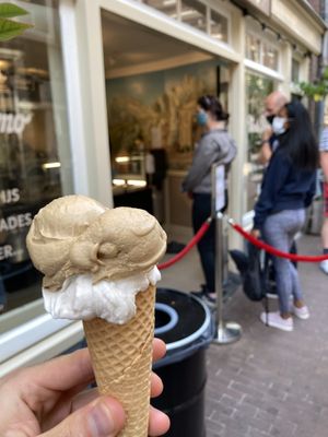 Mocha/banana flavored gelato ice cream in front of the store  at Monte Pelmo in Amsterdam