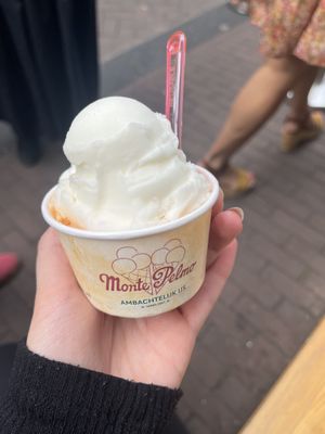   at Monte Pelmo in Amsterdam