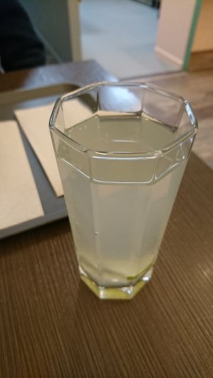 Ginger lemon mint iced tea at Mauvaise Graine in Angers