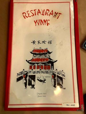Front of menu at Restaurant Wong in Quebec