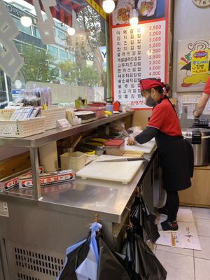 Gimbap counter   at Gimbap Cheongug Central Branch in Sokcho