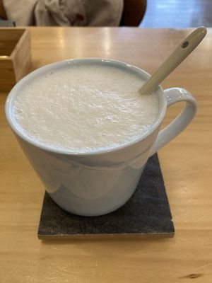 Almond tea with oat milk (杏仁茶) at LN Fortunate Coffee 幸福咖啡 - Dongshan in Taichung
